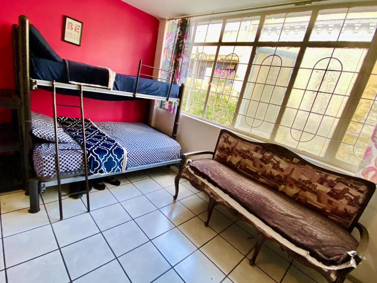 Free Spirit Hostel גואדלחארה מראה חיצוני תמונה