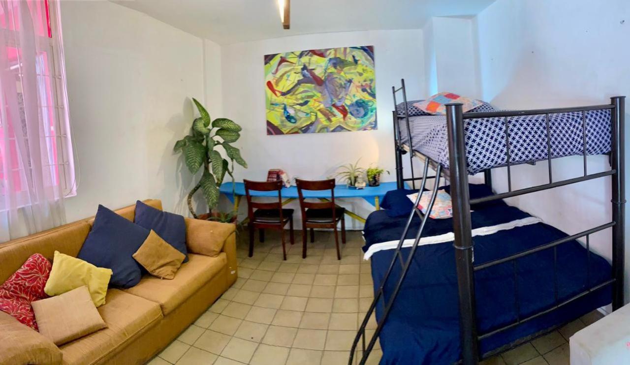 Free Spirit Hostel גואדלחארה מראה חיצוני תמונה